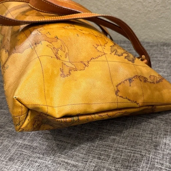 Alviero Martini Tan Map Print Shoulder Bag with Zipper Closure